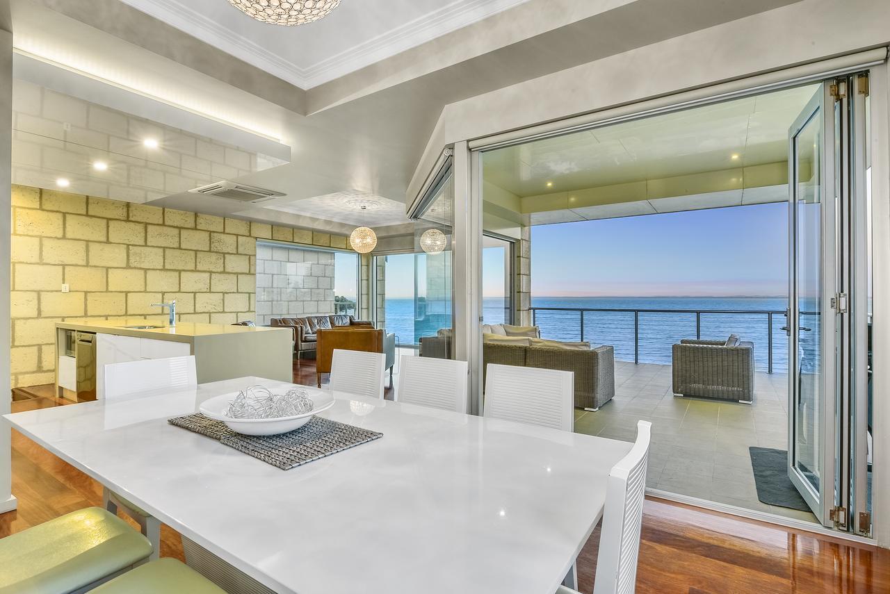 Aloha Waterfront Properties Роб Екстер'єр фото